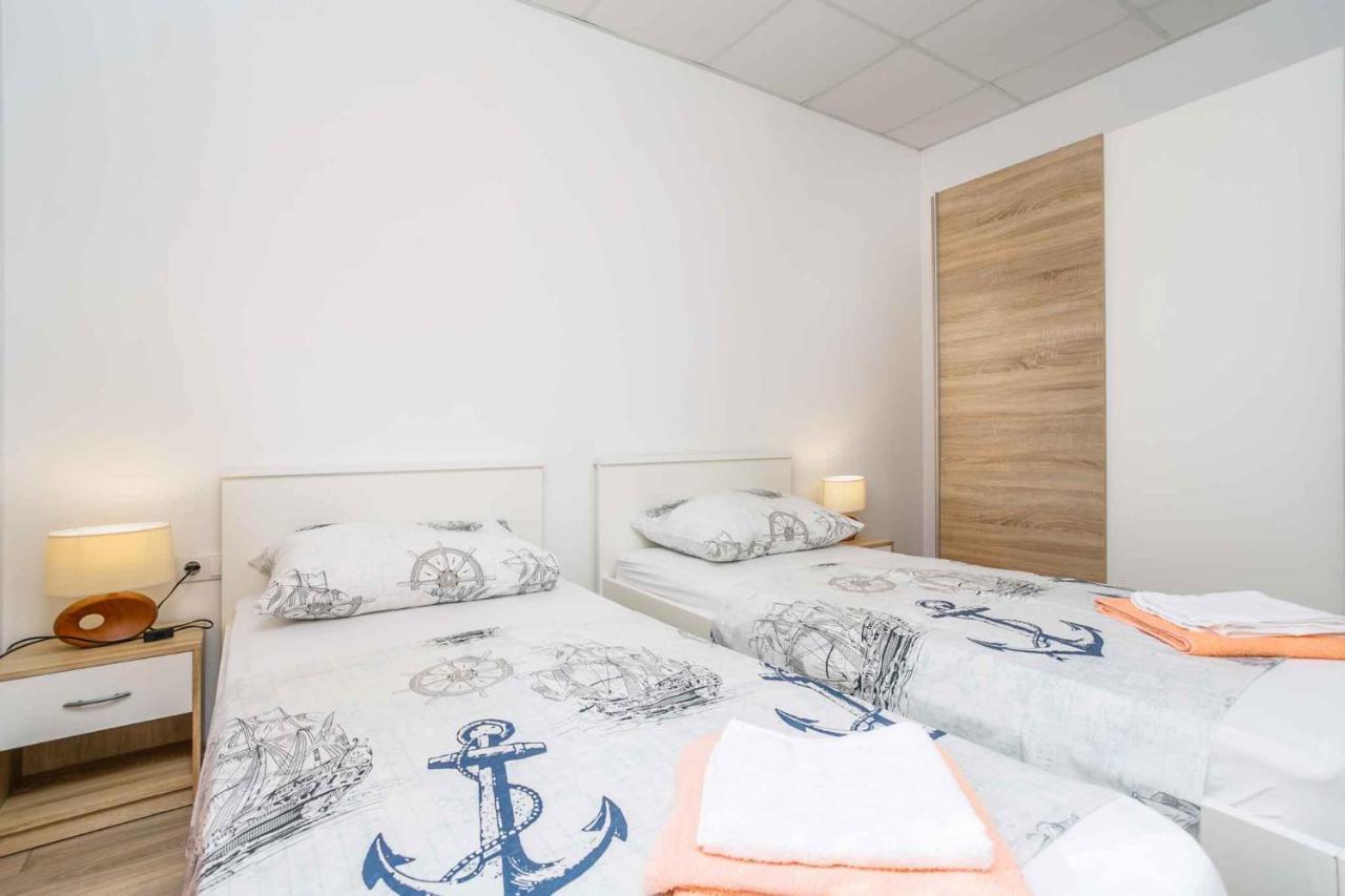 Apartments In Cizici/Insel Krk 31083 Kültér fotó