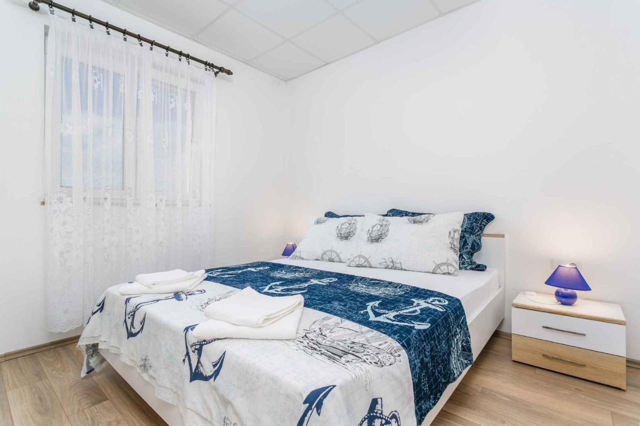 Apartments In Cizici/Insel Krk 31083 Kültér fotó