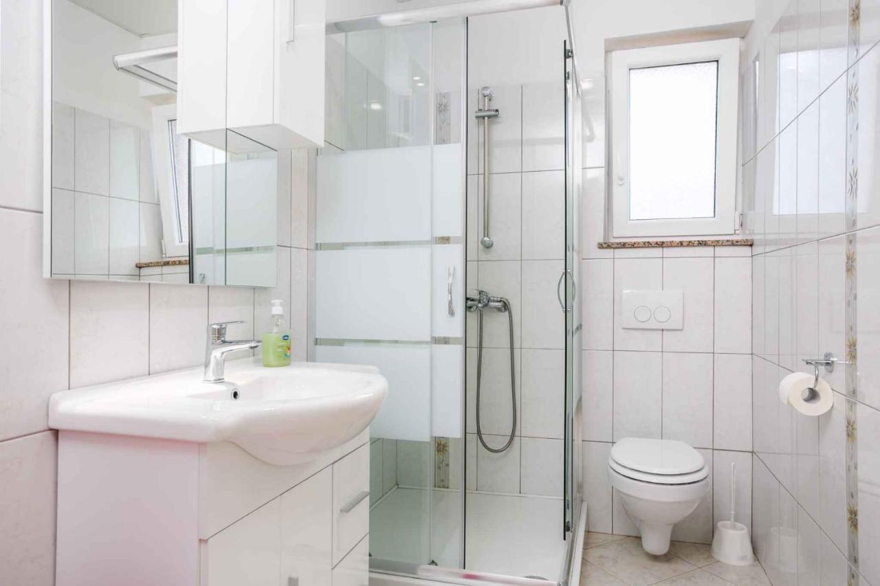 Apartments In Cizici/Insel Krk 31083 Kültér fotó