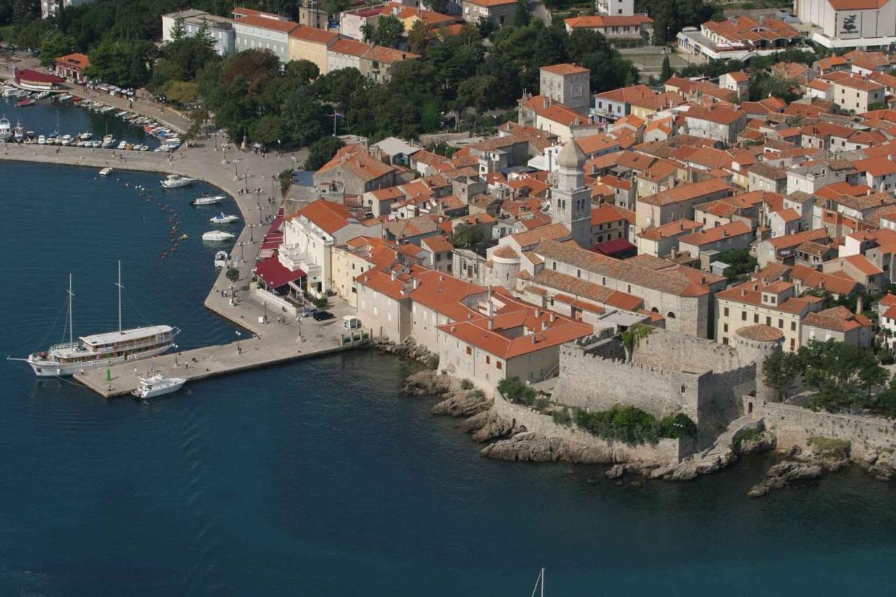 Apartments In Cizici/Insel Krk 31083 Kültér fotó